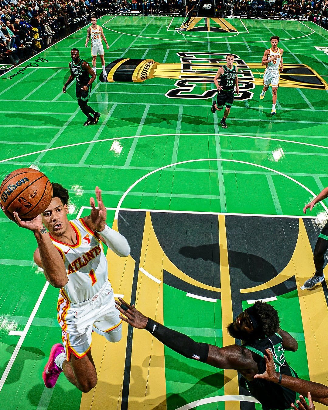 今夜欧篮联焦点战，底特律活塞刷新队史纪录，赛场秩序良好，年轻球员得到机会的简单介绍