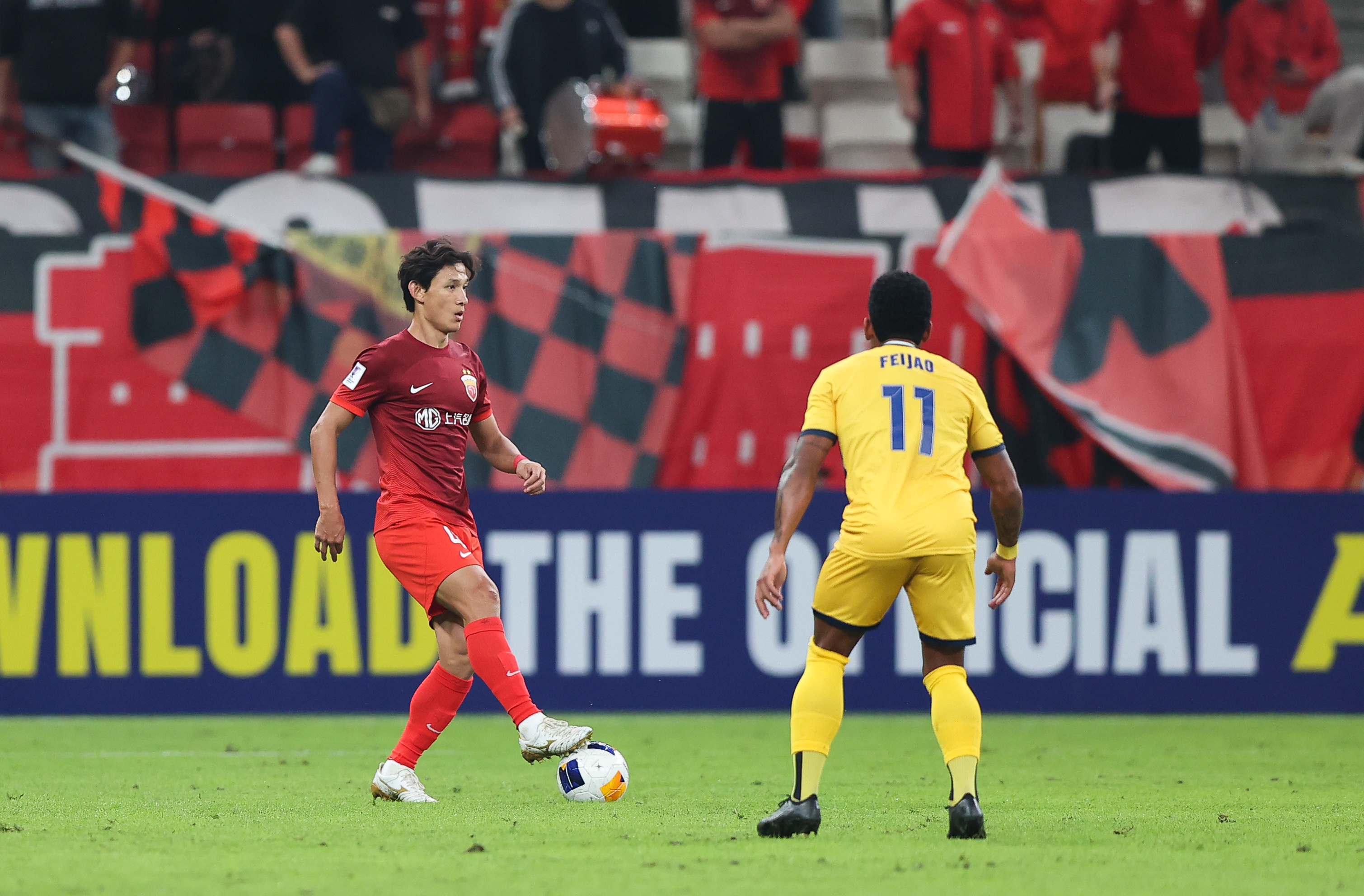 上海海港迎法甲关键赛；赛前刷新队史纪录；信心回归；控场能力受关注(琼州海峡停航官网通知)