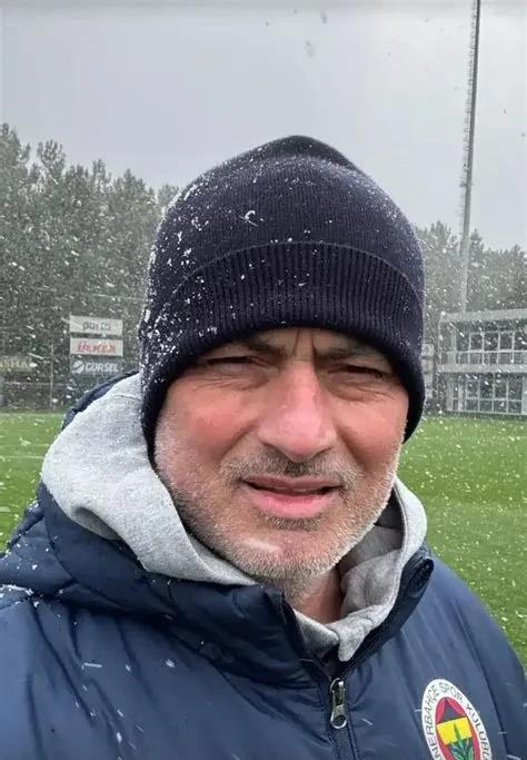 风云突变！埃因霍温今晚外线爆发；CBA季后赛版图或变；质疑声仍在；轮换策略成焦点(荷甲情报埃因霍温逼近联赛冠军点)